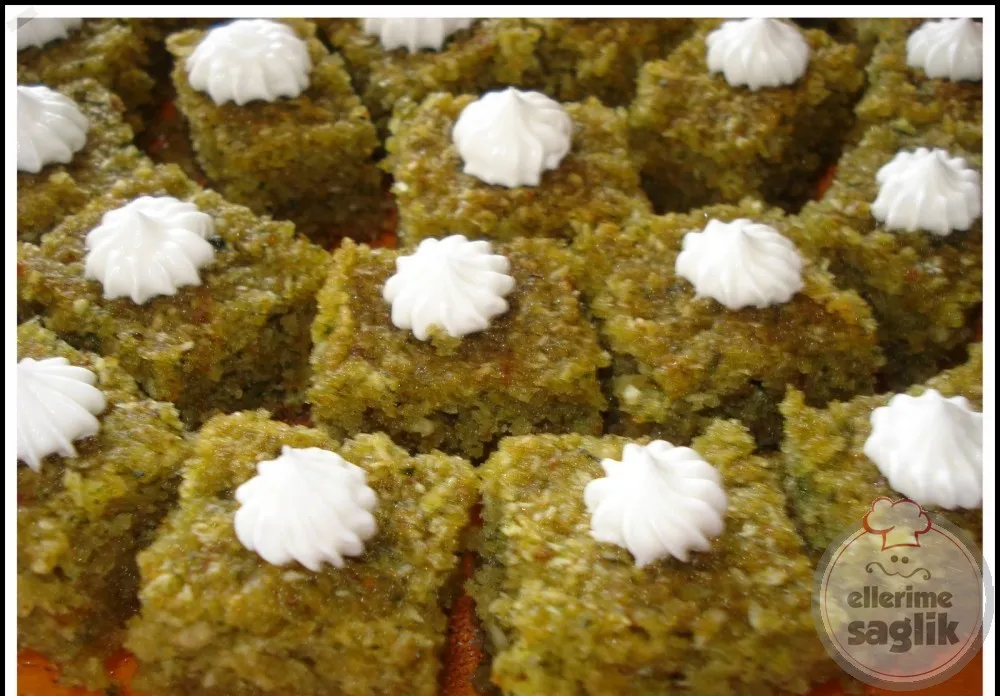 Ispanaklı Bayat Ekmek Tatlısı