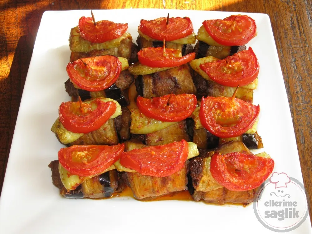 Köfteli Patlıcan Sarma