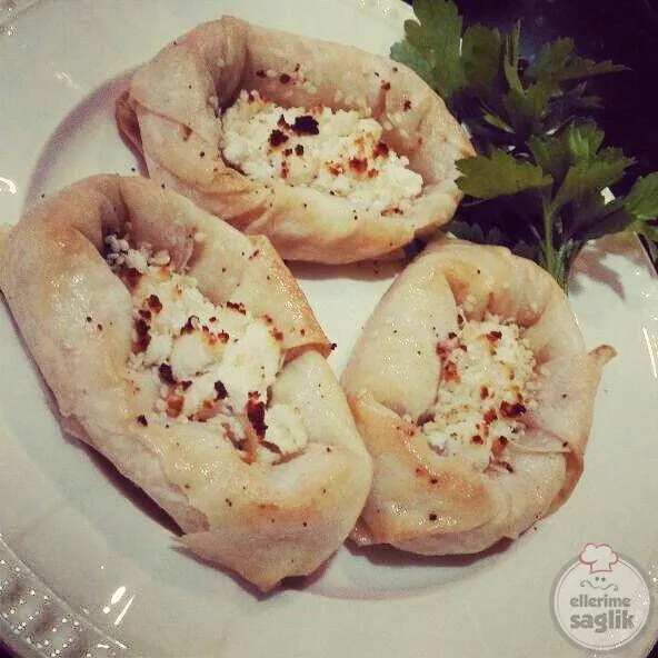 Havuzlu Börek